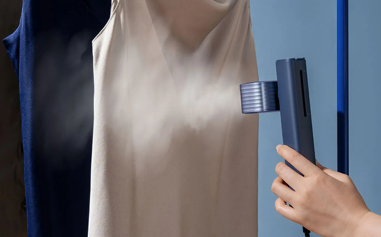 Keep Wedding Dresses Flawless: Makeup Artists’ Secret Cloth Steamer
