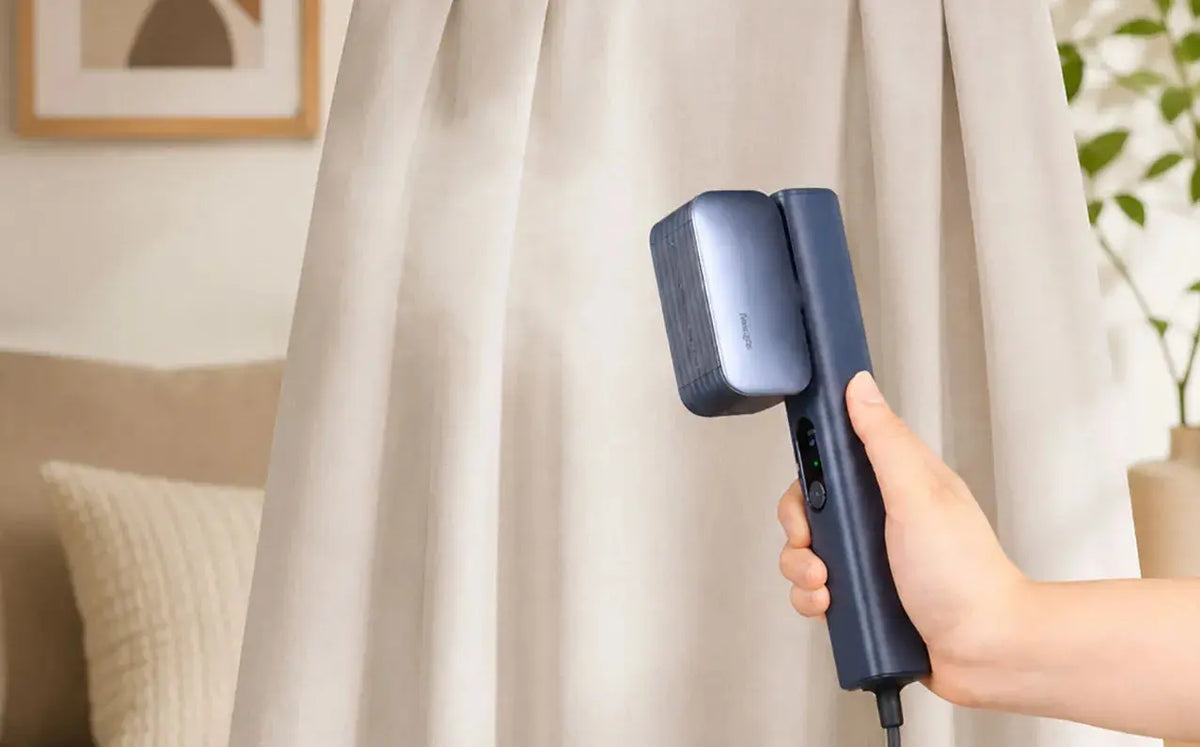 G2Pro small travel steamer for clothes